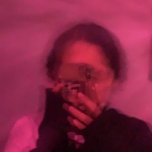 Meet your Posher, Alayla